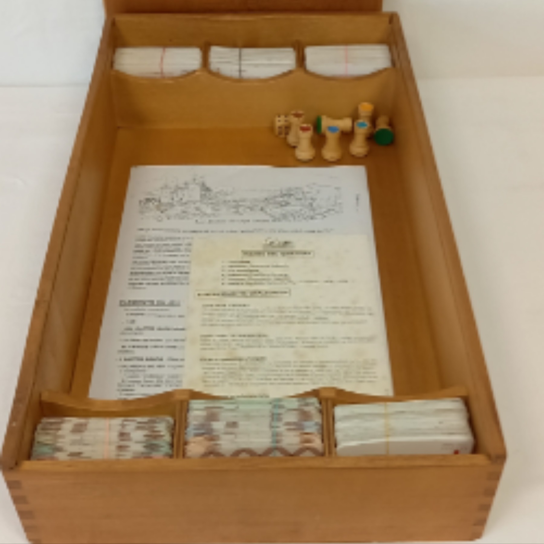 Voir photo 3 de Jeu de société . Les Bottes des sept lieues. Jeu de société . Les Bottes des sept lieues. Bon état - Vue 3 -